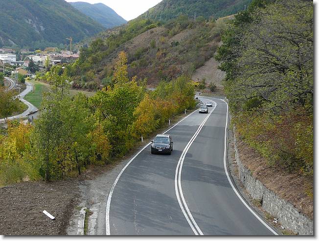 Clicca per scorrere le foto originali ingrandite