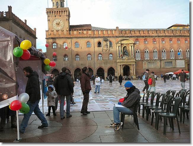 Clicca per scorrere le foto originali ingrandite