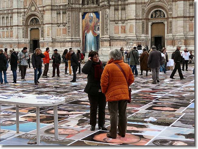 Clicca per scorrere le foto originali ingrandite