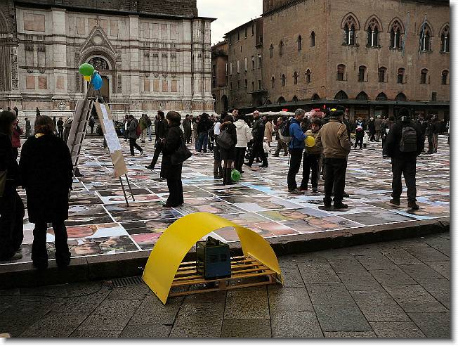 Clicca per scorrere le foto originali ingrandite