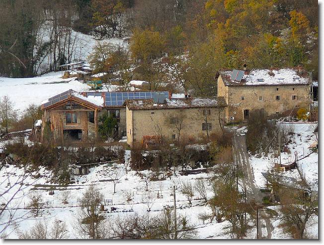 Clicca per scorrere le foto originali ingrandite