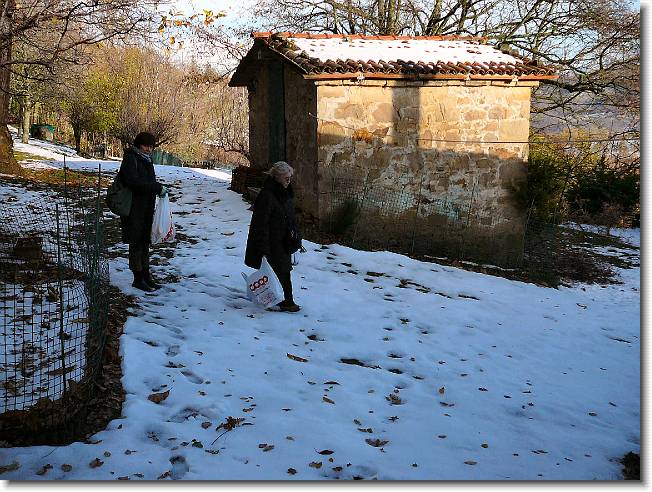 Clicca per scorrere le foto originali ingrandite