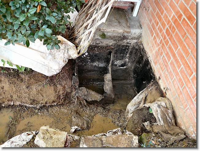 Clicca per scorrere le foto originali ingrandite