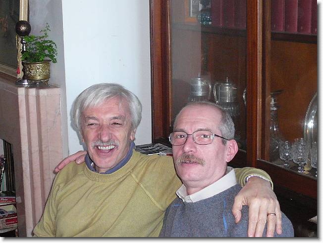 Clicca per scorrere le foto originali ingrandite