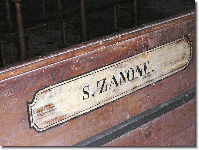 Clicca per scorrere le foto originali ingrandite