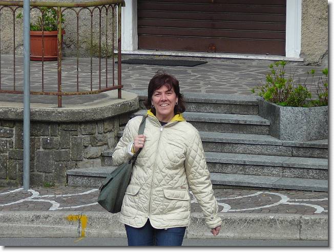Clicca per scorrere le foto originali ingrandite