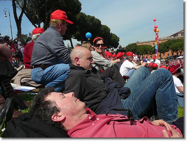 Clicca per scorrere le foto originali ingrandite