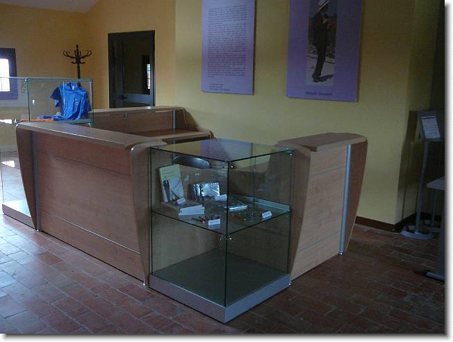Clicca per scorrere le foto originali ingrandite
