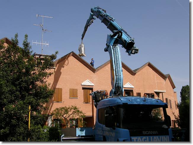 Clicca per scorrere le foto originali ingrandite