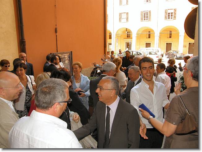 Clicca per scorrere le foto originali ingrandite