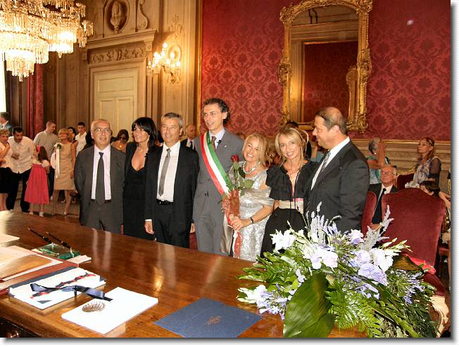 Clicca per scorrere le foto originali ingrandite