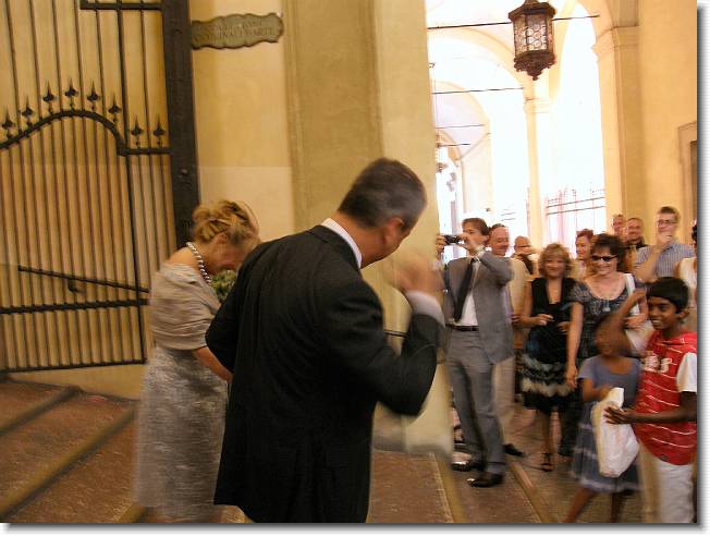Clicca per scorrere le foto originali ingrandite