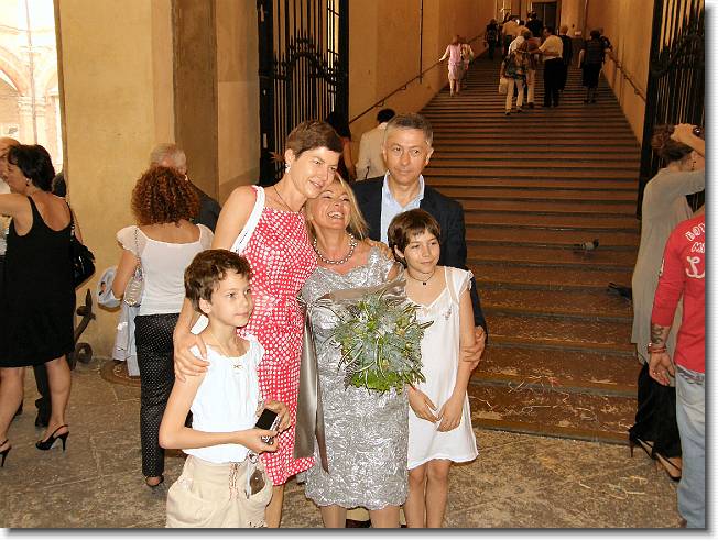Clicca per scorrere le foto originali ingrandite