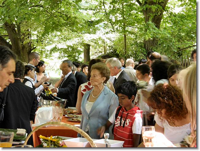 Clicca per scorrere le foto originali ingrandite