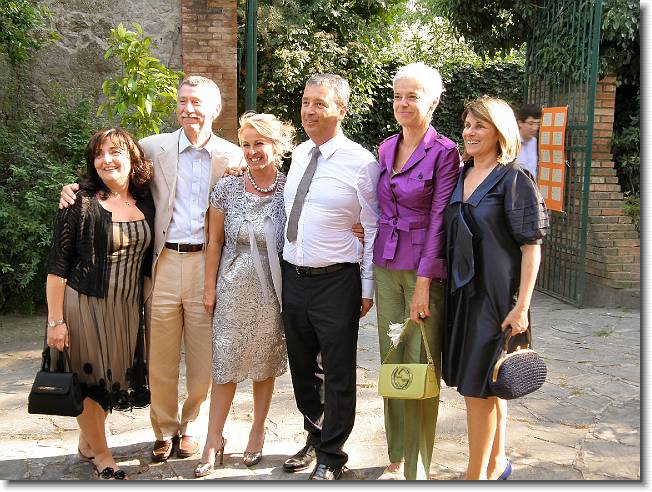 Clicca per scorrere le foto originali ingrandite