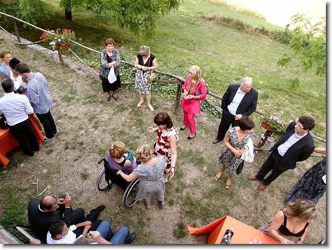 Clicca per scorrere le foto originali ingrandite