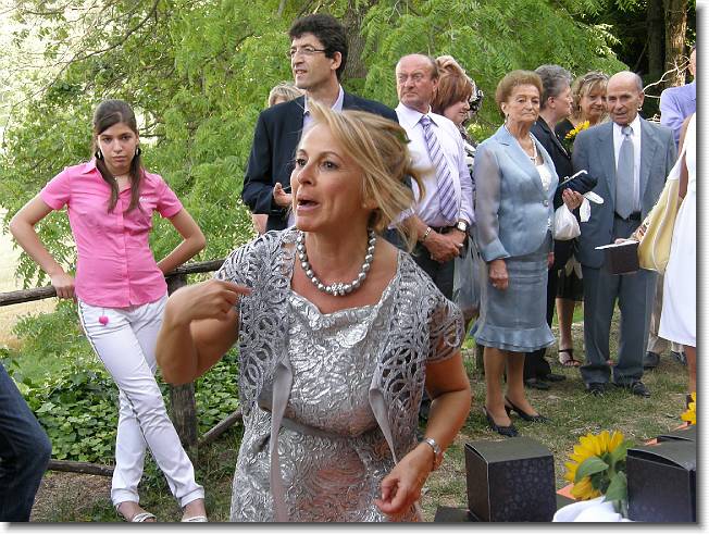 Clicca per scorrere le foto originali ingrandite