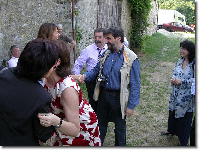 Clicca per scorrere le foto originali ingrandite