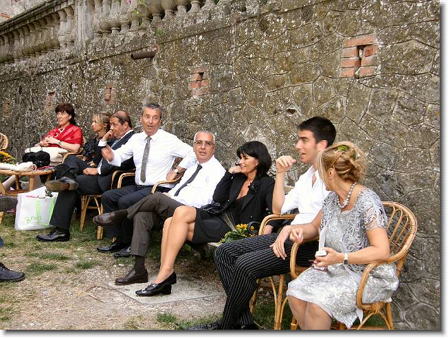 Clicca per scorrere le foto originali ingrandite
