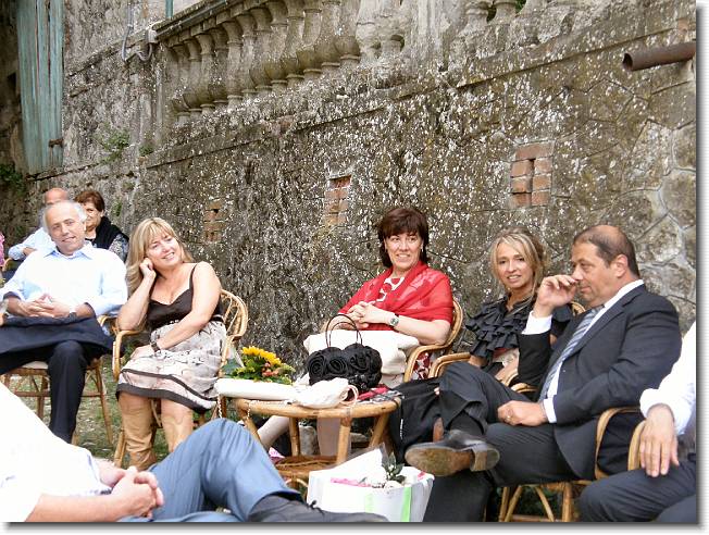 Clicca per scorrere le foto originali ingrandite