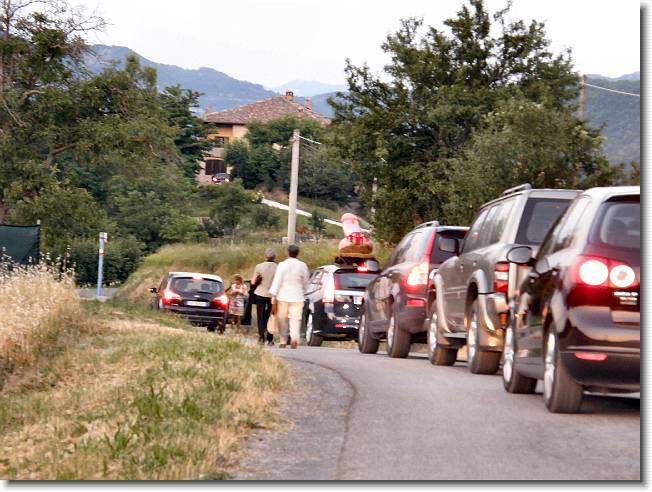 Clicca per scorrere le foto originali ingrandite