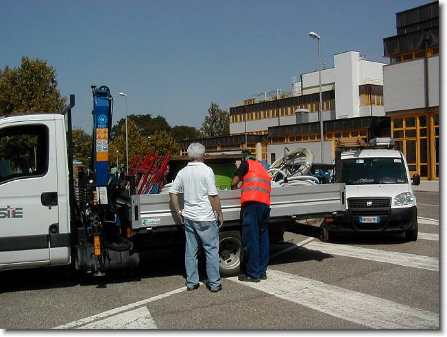 Clicca per scorrere le foto originali ingrandite