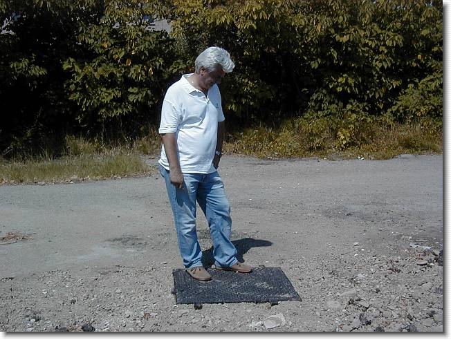 Clicca per scorrere le foto originali ingrandite