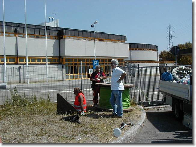 Clicca per scorrere le foto originali ingrandite
