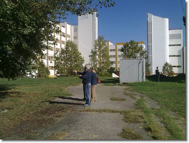 Clicca per scorrere le foto originali ingrandite