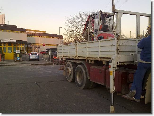 Clicca per scorrere le foto originali ingrandite