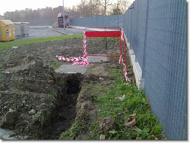 Clicca per scorrere le foto originali ingrandite