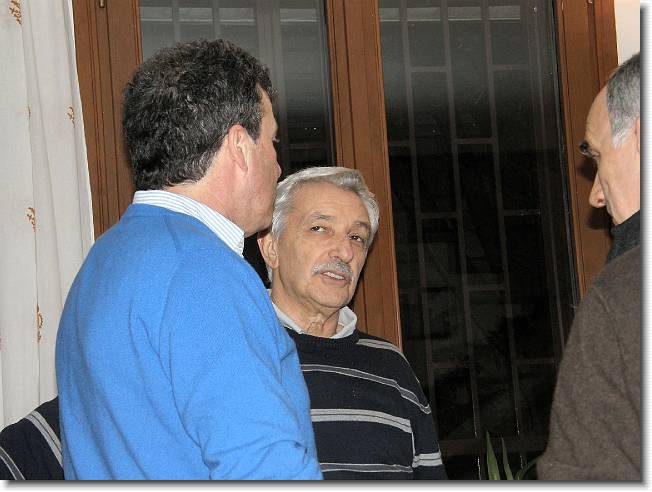 Clicca per scorrere le foto originali ingrandite