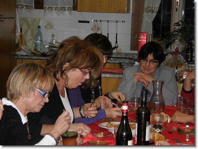 Clicca per scorrere le foto originali ingrandite