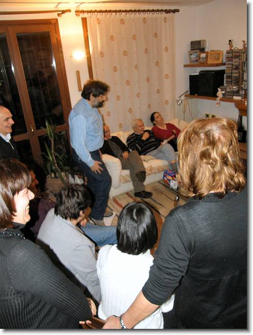 Clicca per scorrere le foto originali ingrandite