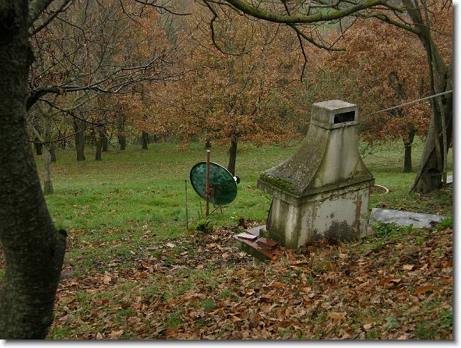 Clicca per scorrere le foto originali ingrandite