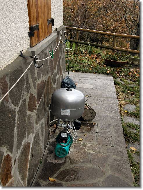Clicca per scorrere le foto originali ingrandite