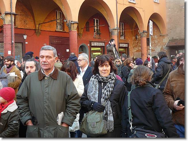 Clicca per scorrere le foto originali ingrandite