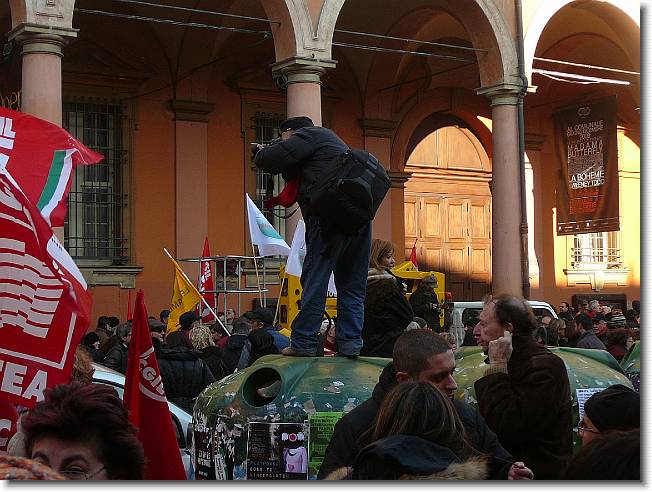 Clicca per scorrere le foto originali ingrandite