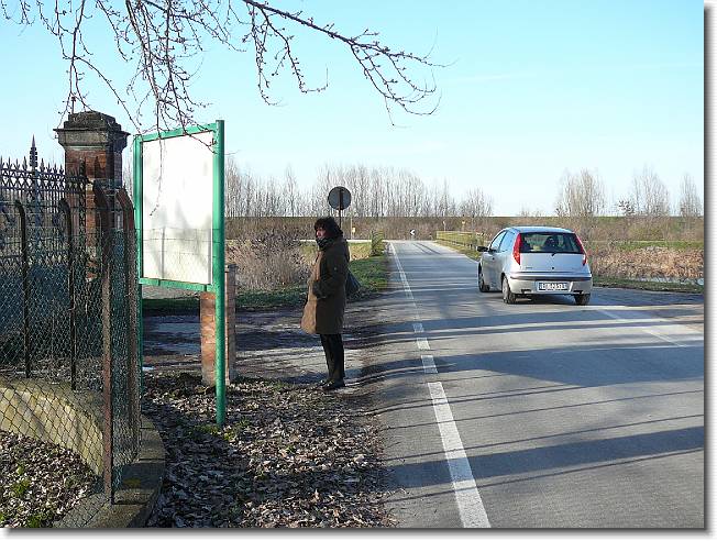 Clicca per scorrere le foto originali ingrandite