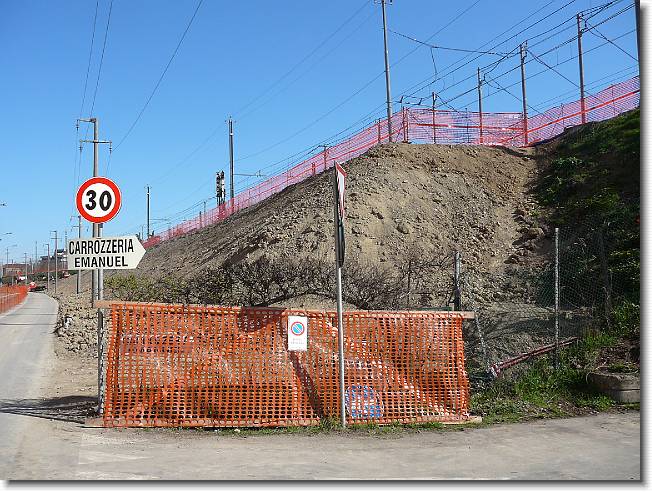 Clicca per scorrere le foto originali ingrandite