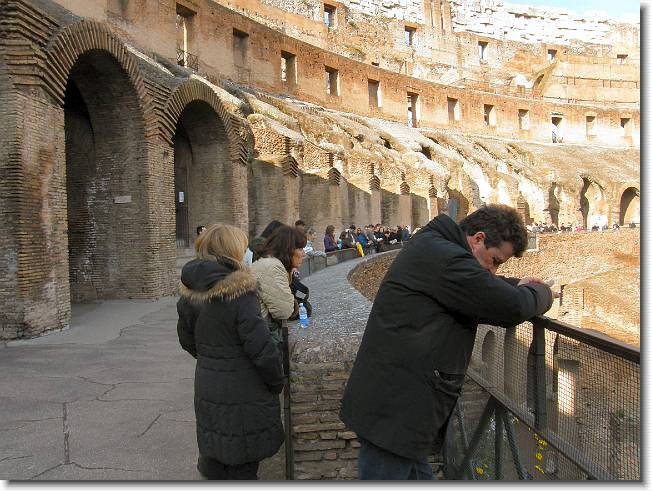 Clicca per scorrere le foto originali ingrandite