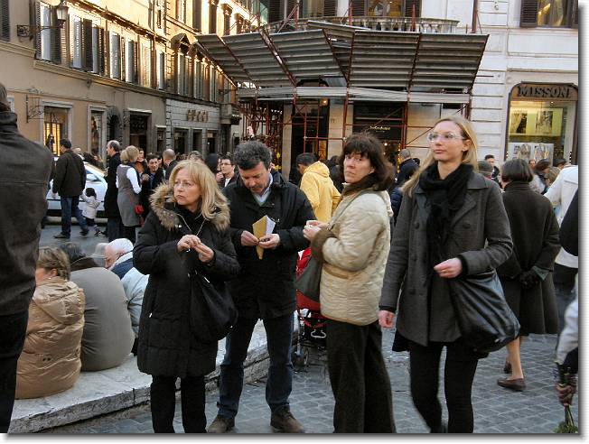 Clicca per scorrere le foto originali ingrandite