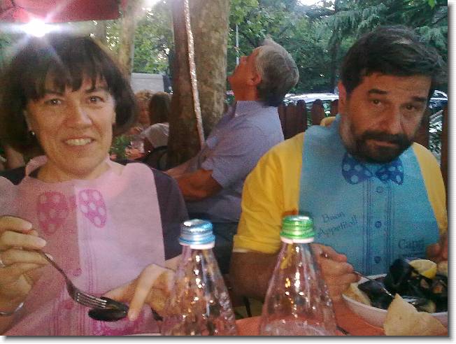 Clicca per scorrere le foto originali ingrandite