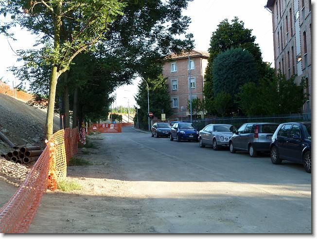 Clicca per scorrere le foto originali ingrandite