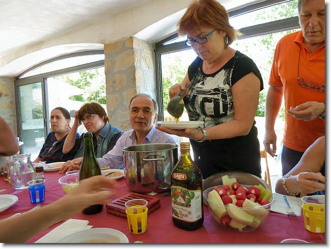 Clicca per scorrere le foto originali ingrandite