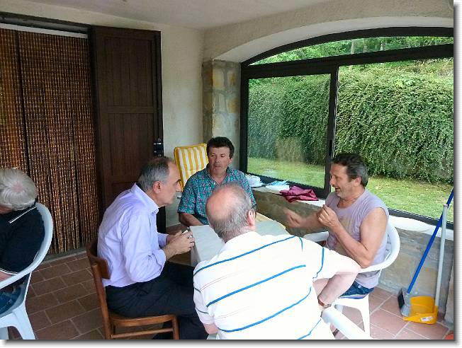 Clicca per scorrere le foto originali ingrandite
