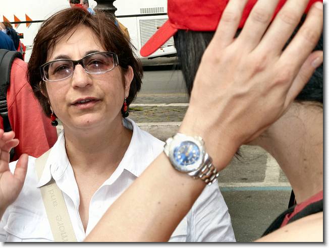Clicca per scorrere le foto originali ingrandite