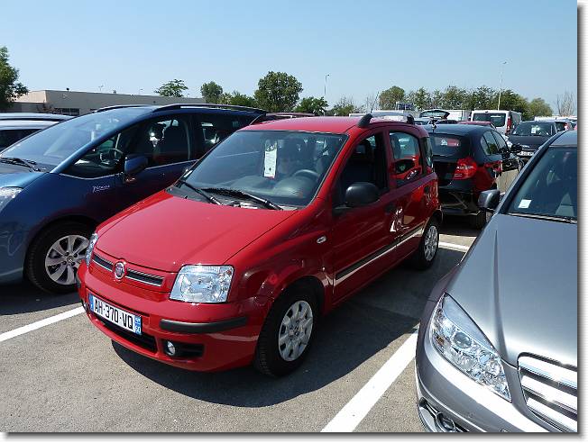 Clicca per scorrere le foto originali ingrandite