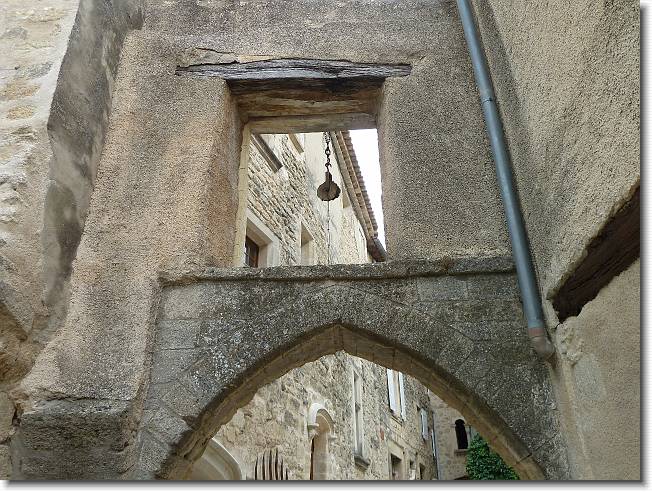 Clicca per scorrere le foto originali ingrandite