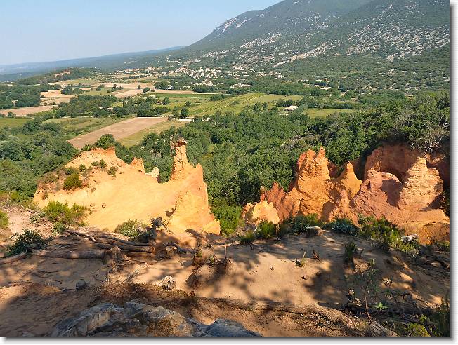 Clicca per scorrere le foto originali ingrandite